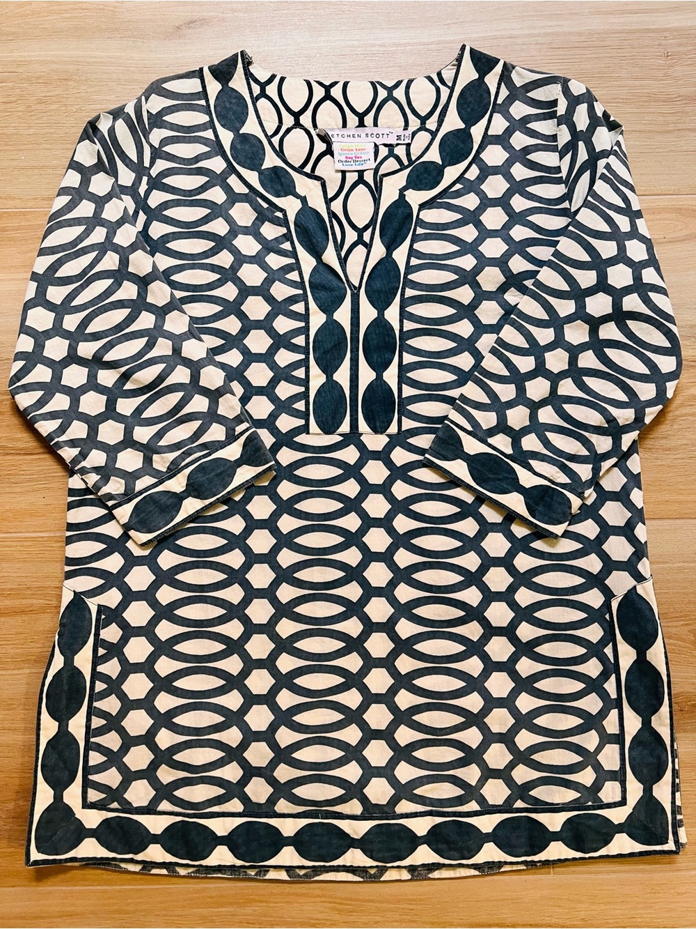 Gretchen Scott Gray & Cream Geometric Tunic Top – Size Medium - Cotton Resort